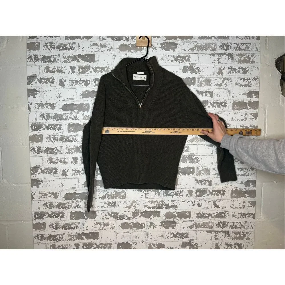 Abercrombie & Fitch | women dark green 1/4 zip pullover - Picture 6 of 10